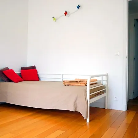 Avenue Bugeaud - 16 Apartment