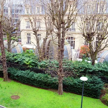 Appartement Avenue Bugeaud - 16 *